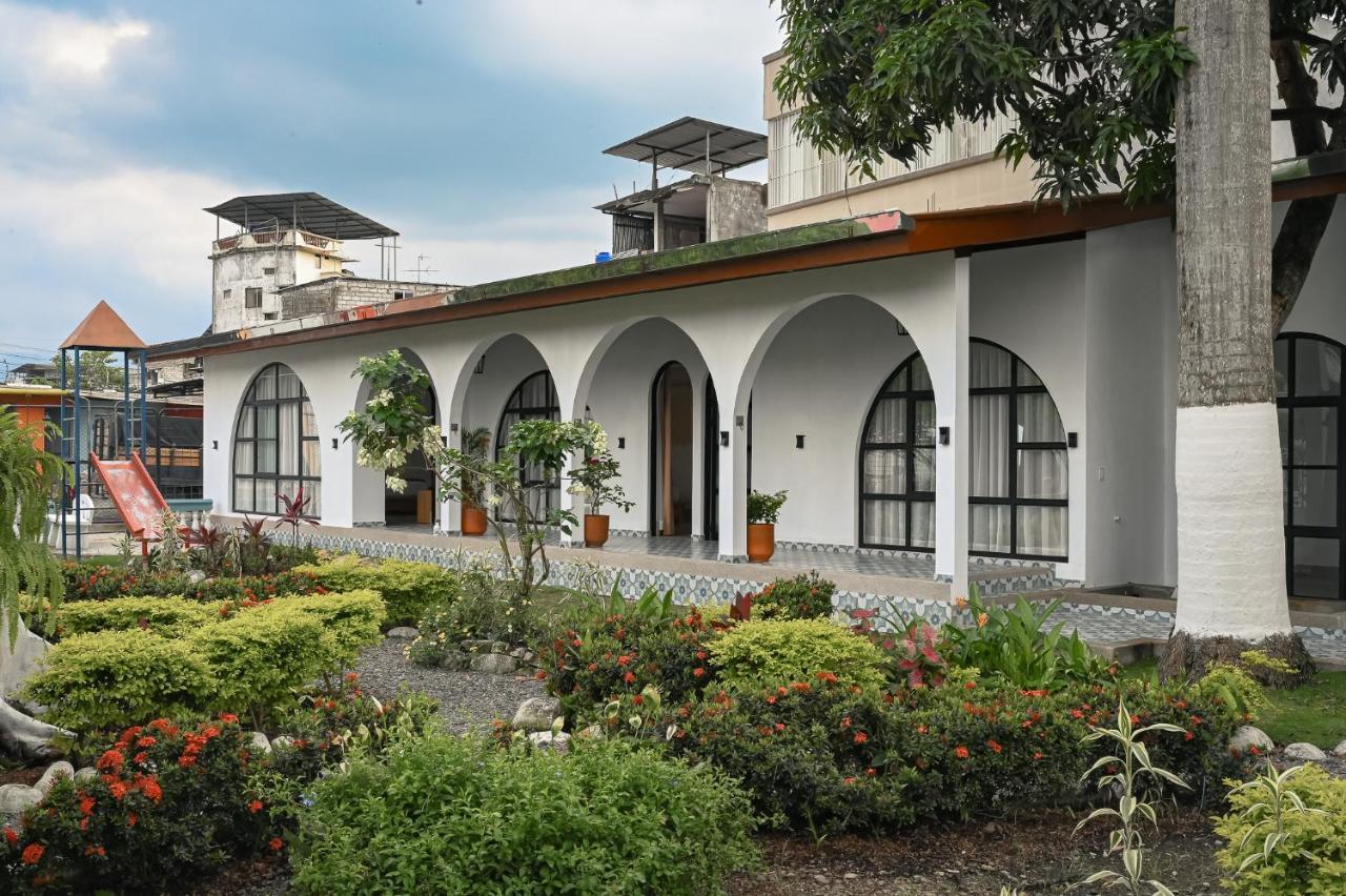 Zafra'S Hotel La Troncal Bagian luar foto